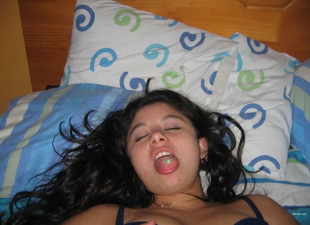 Seductive Moments of Busty Brunette - Amateur Explicit Photos