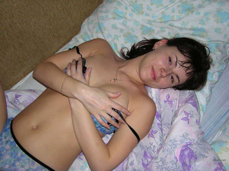 Seductive Amateur Erotica of Alluring Woman - Explicit Erotic Photo Shoot