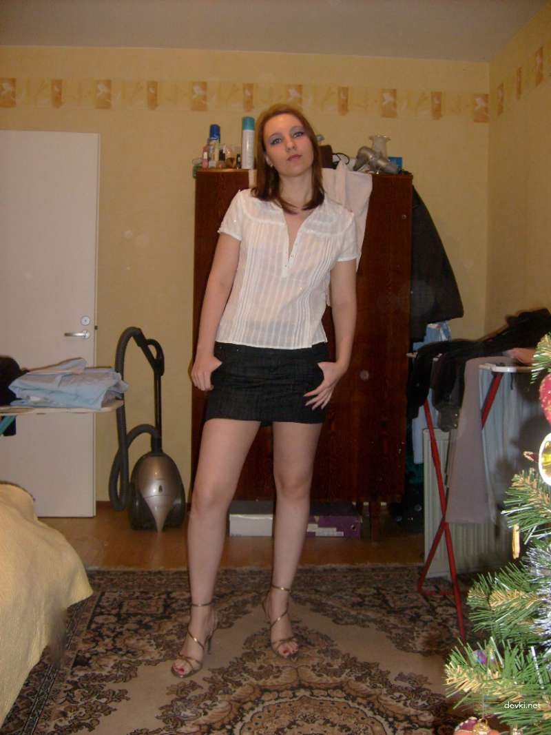 Amateur Banana Play: Explicit Homemade Erotic Photos of a Banana-Loving Enthusiast