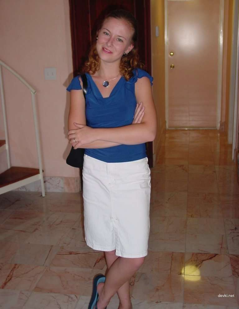 Amateur Wife Erotica from Vacation: Explicit and Raw Photos
