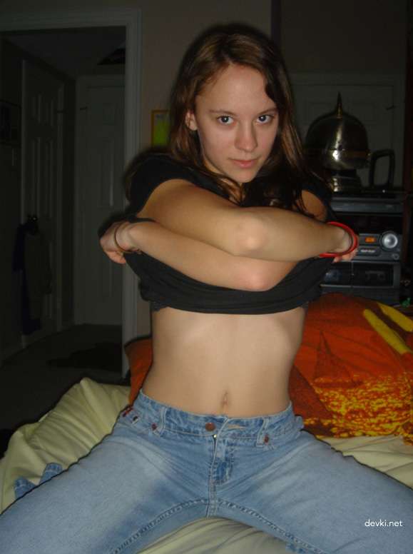 Amateur College Student's Explicit Home Photos: Uncensored XXX Selfies
