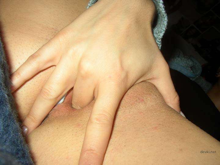 Amateur College Student's Explicit Home Photos: Uncensored XXX Selfies