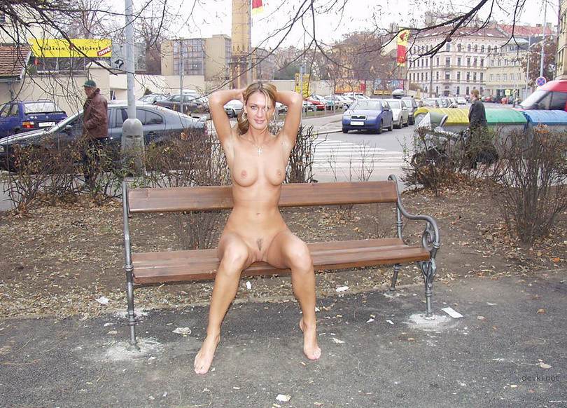 Explicit Street Erotica: Amateur Girl's Sensual Outdoor Photoshoot