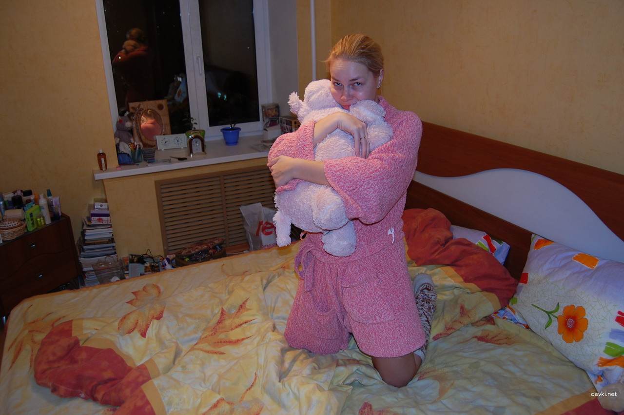 Amateur Wife Photo: Explicit Homemade Pictures for Adults