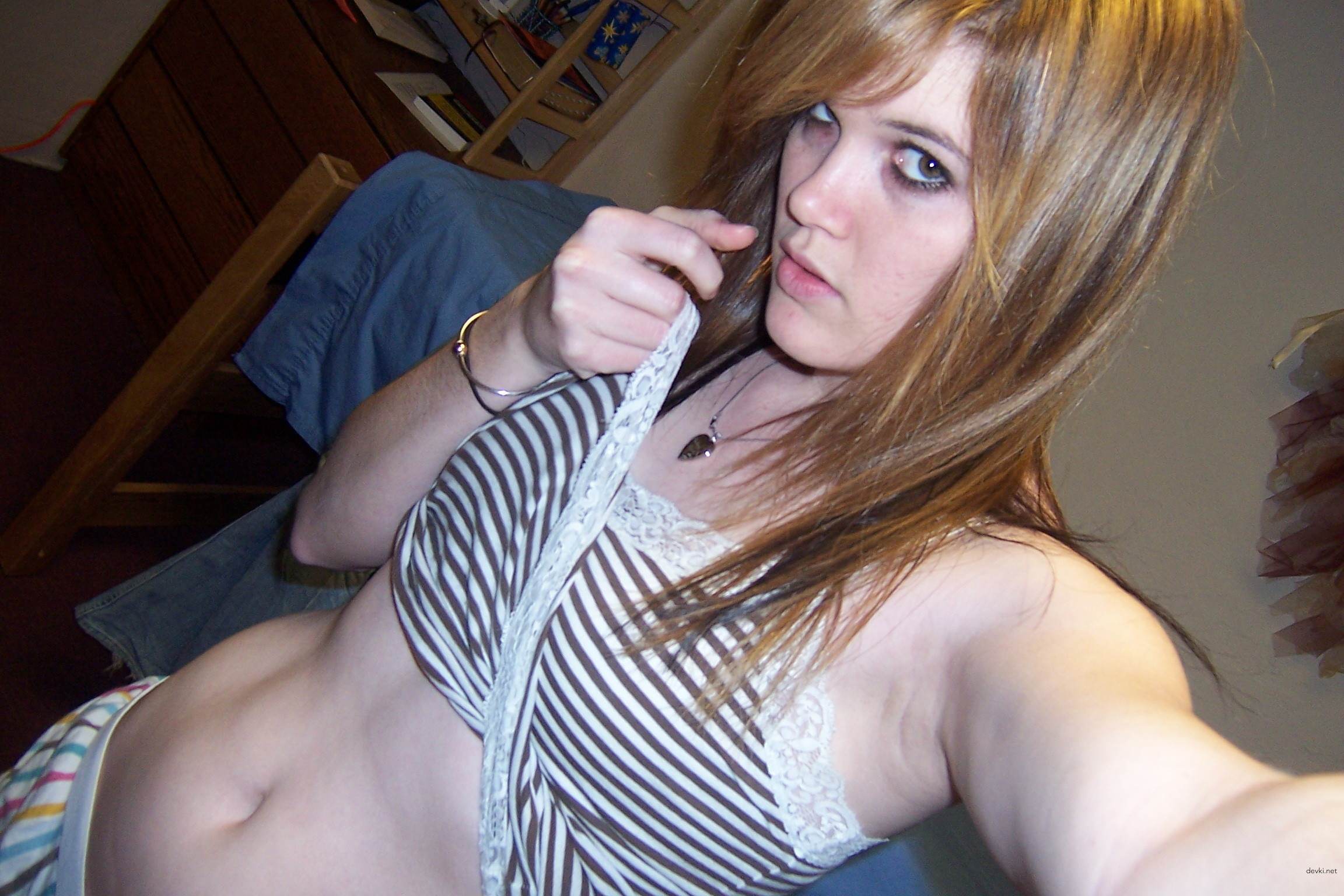 Hairy Pussy Amateur Babe Exposing Her Bushy Twat - Explicit Photo