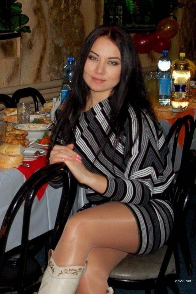 Private Photos of Beautiful Girls: Explicit and Uncensored Amateur Shots