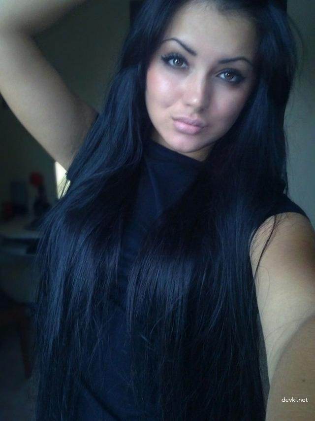 Private Photos of Beautiful Girls: Explicit and Uncensored Amateur Shots