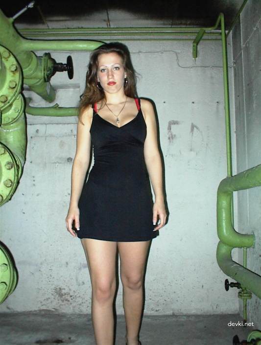 Playful Amateur Shows Off Naked Body - Explicit Amateur Photo