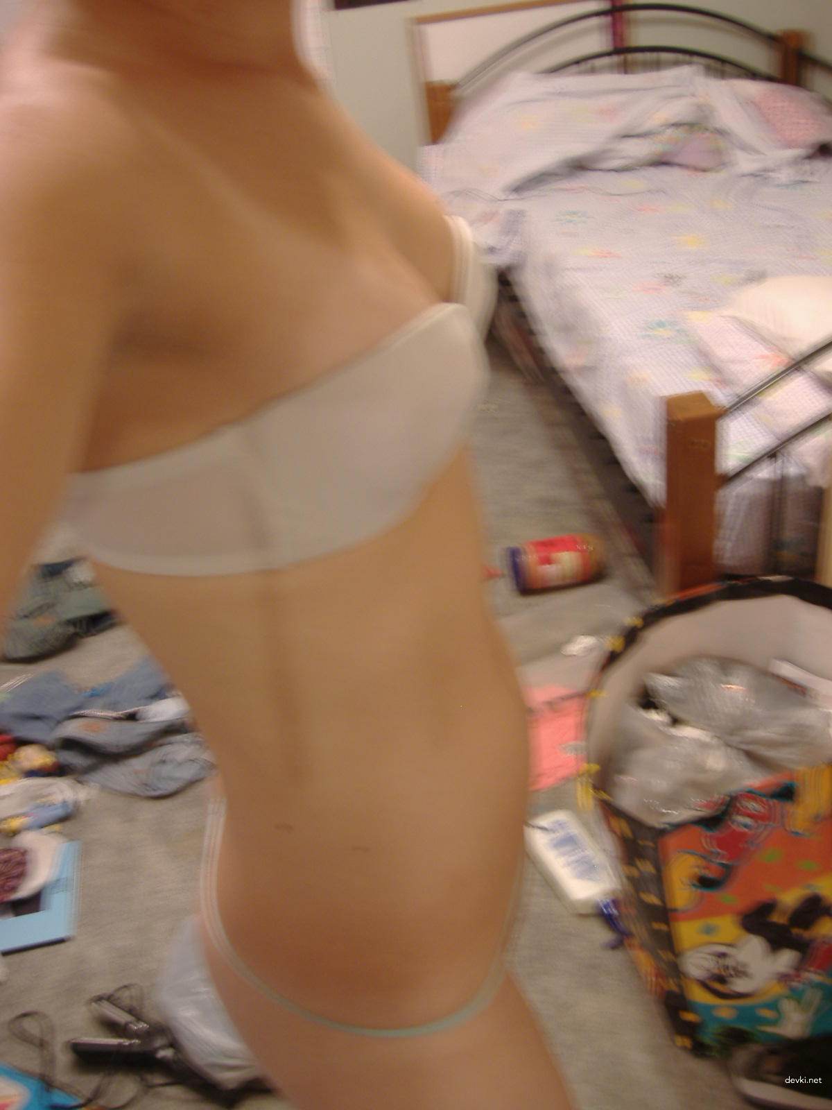 Hot Naked Blonde Amateur Exposing All - Explicit Photo