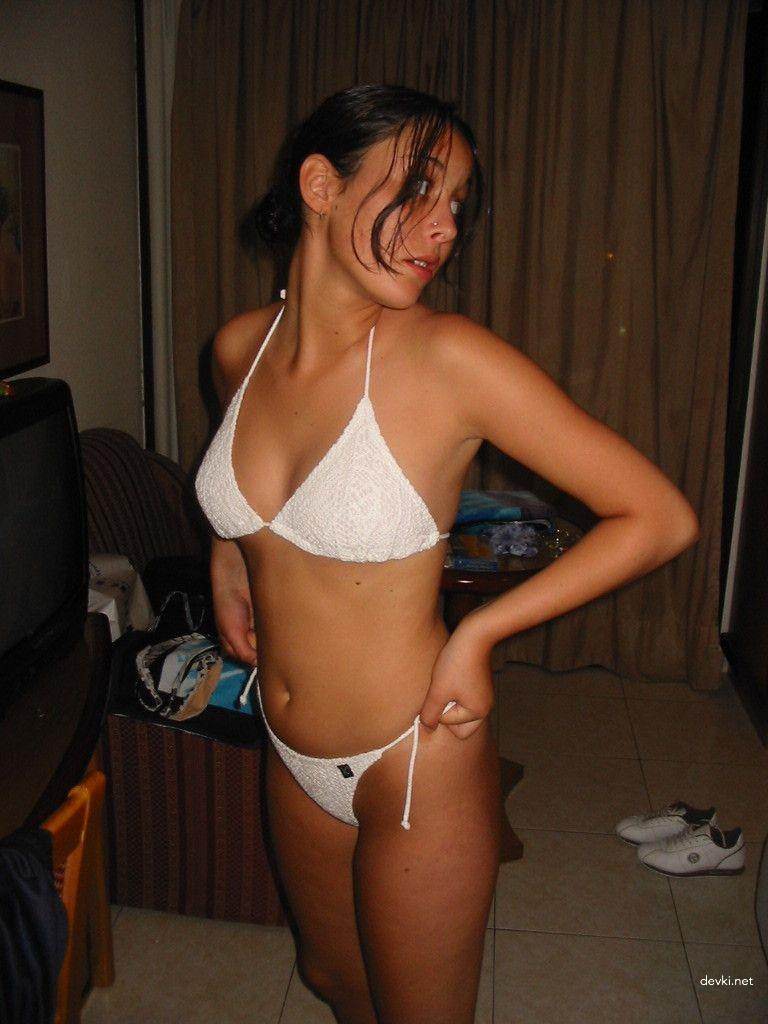 Explicit Erotic Album of Slim Brunette - Amateur Nude Photos