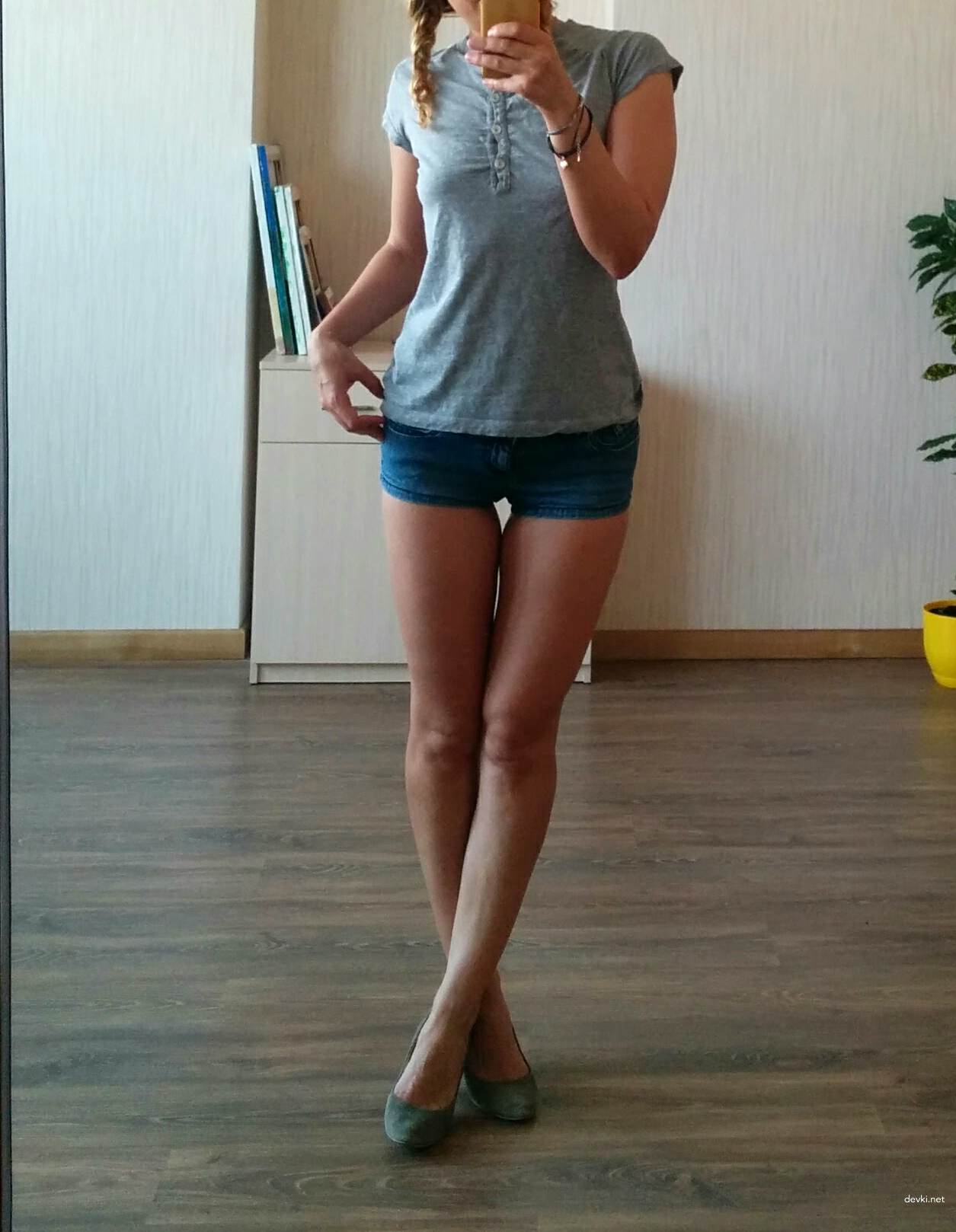 Hot Russian Amateur Erotica Featuring Cute Girl – Explicit Photos
