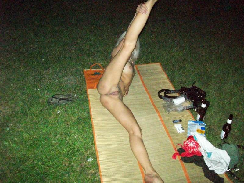 Explicit Amateur Nude Erotica of My Naked Mistress - Uncensored Photos