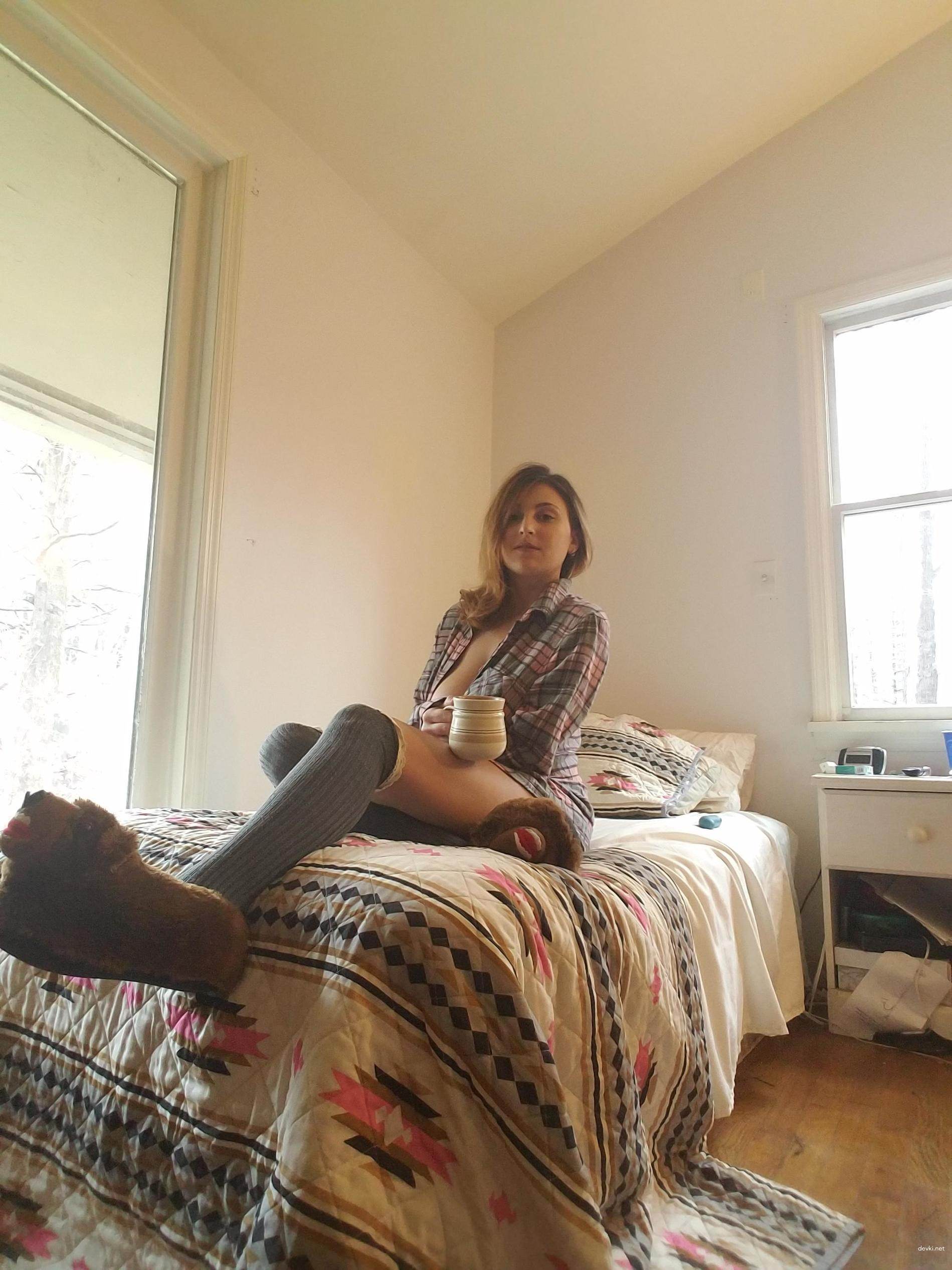 Seductive babe strips and fucks herself - Explicit solo masturbation