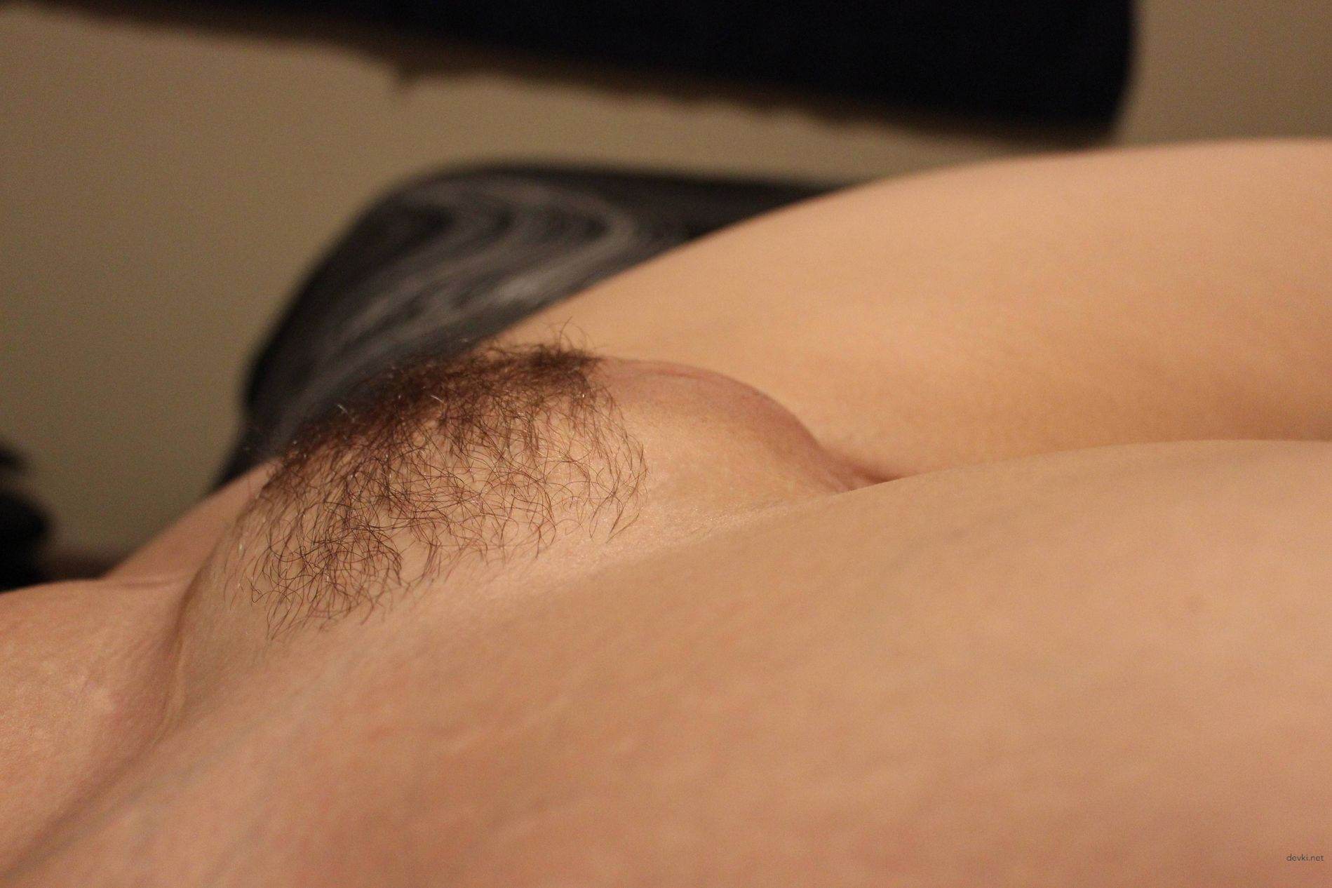 Explicit Close-Up: Woman Shows Pussy in High Definition