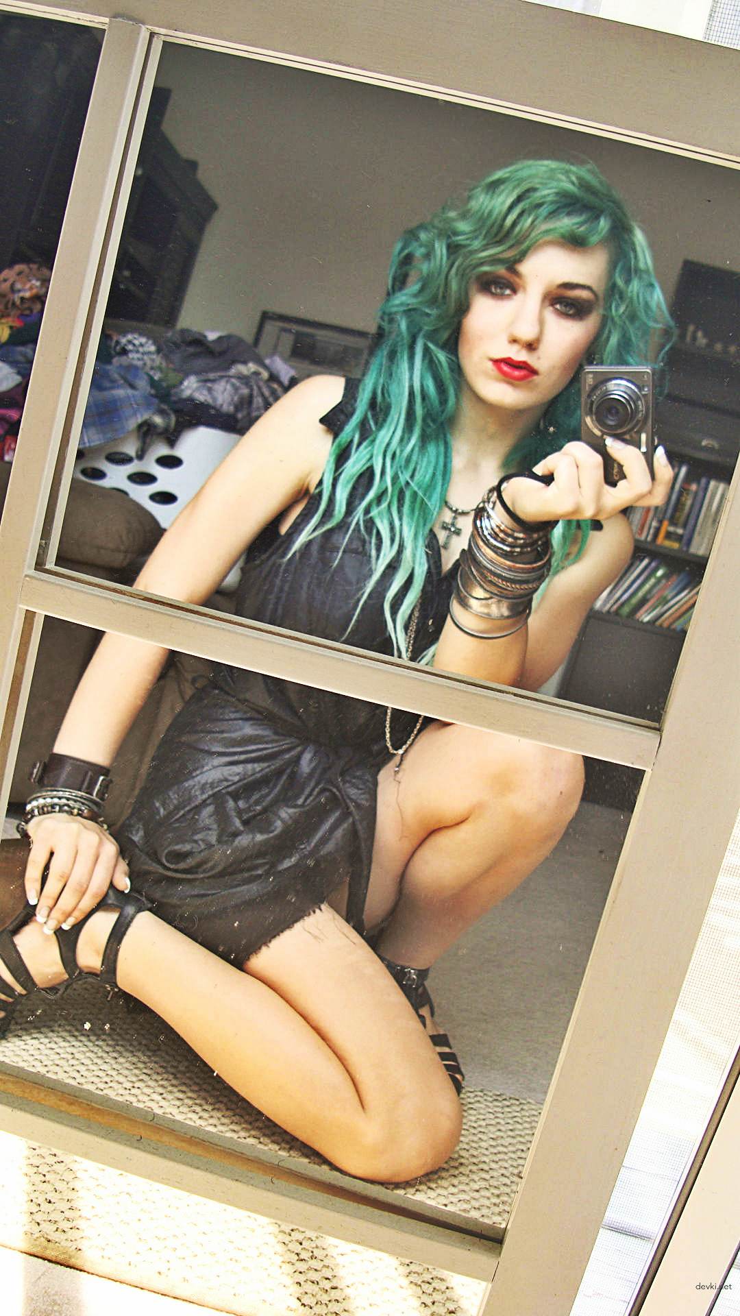 Hot Naked Girl in Private Photo - Explicit Amateur Nudes