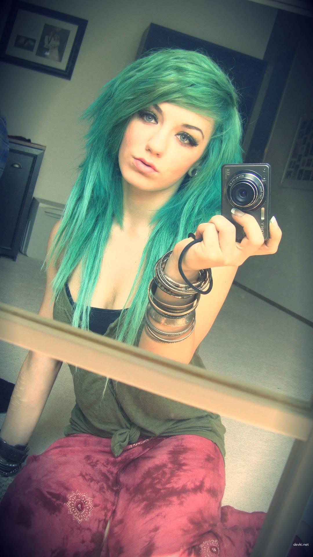 Hot Naked Girl in Private Photo - Explicit Amateur Nudes