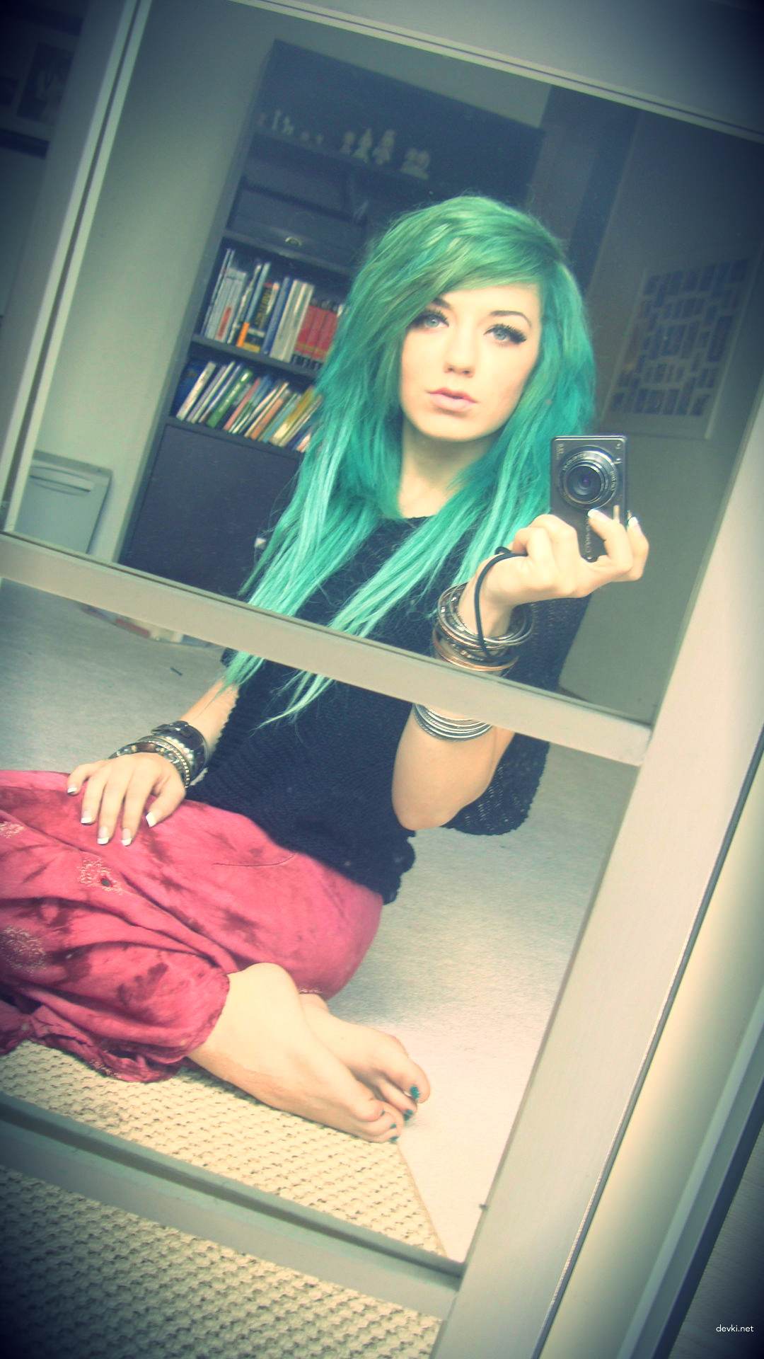 Hot Naked Girl in Private Photo - Explicit Amateur Nudes