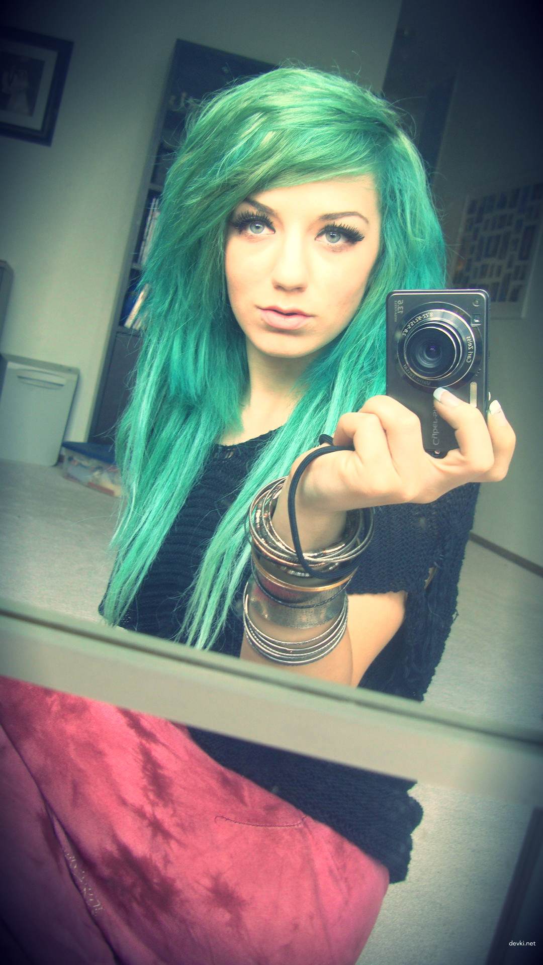 Hot Naked Girl in Private Photo - Explicit Amateur Nudes