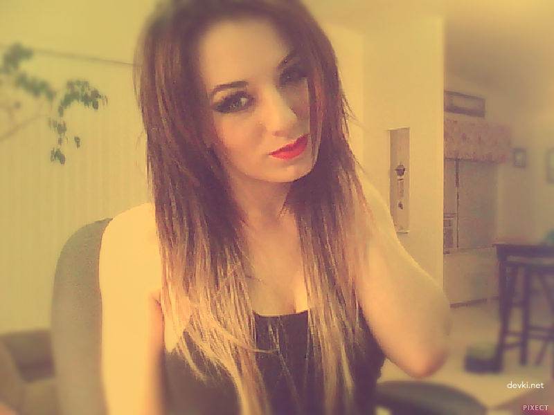 Hot Naked Girl in Private Photo - Explicit Amateur Nudes