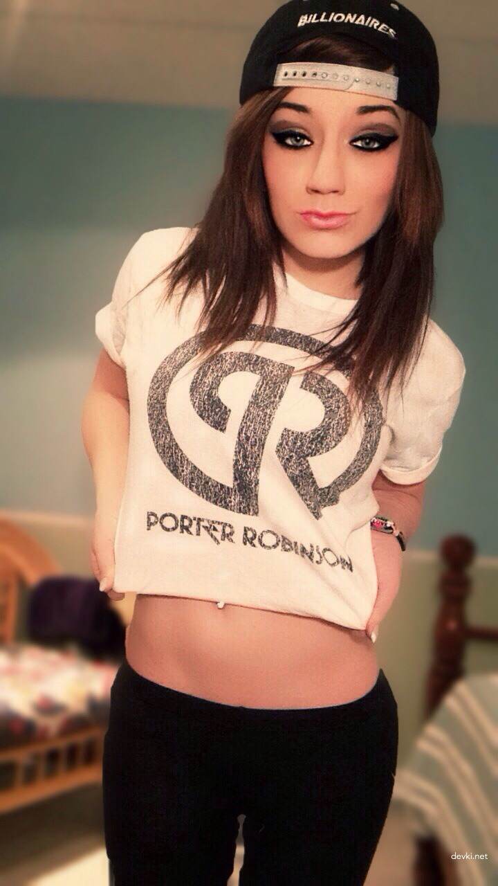 Hot Naked Girl in Private Photo - Explicit Amateur Nudes