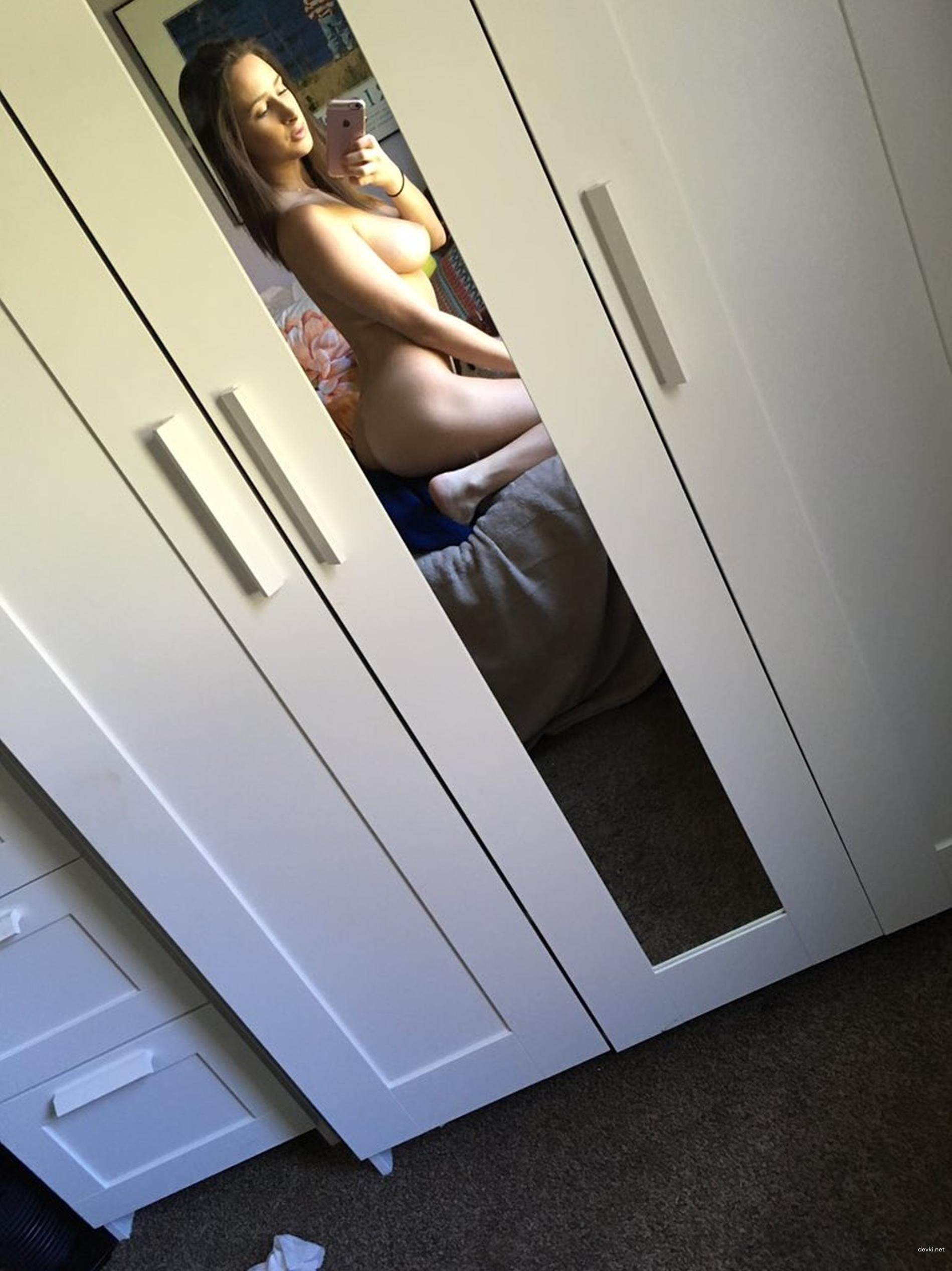 Private Explicit Amateur Photo Collection - Uncensored Homemade Pics