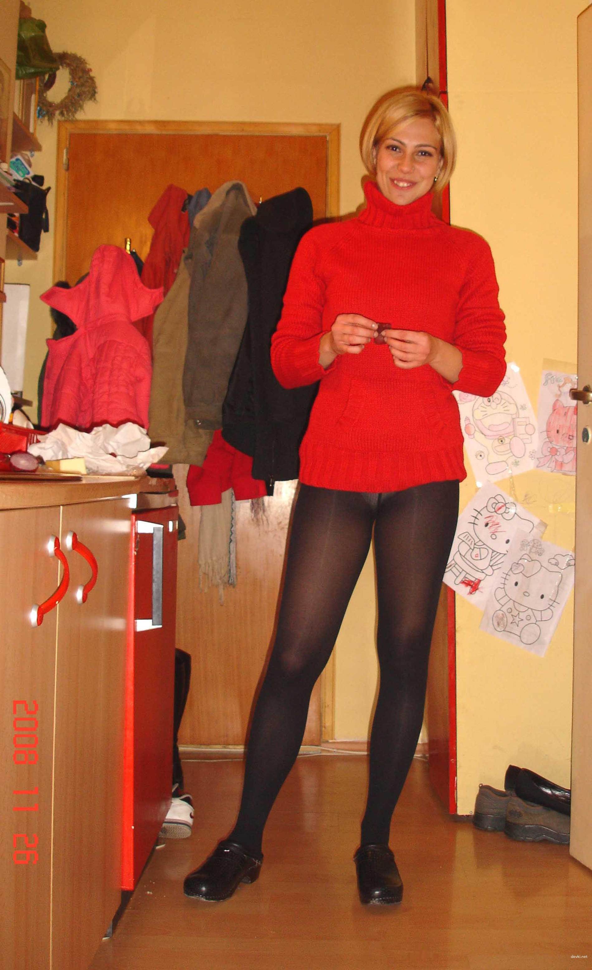 Private MILF Photo with Hairy Pussy: Amateur Explicit Content
