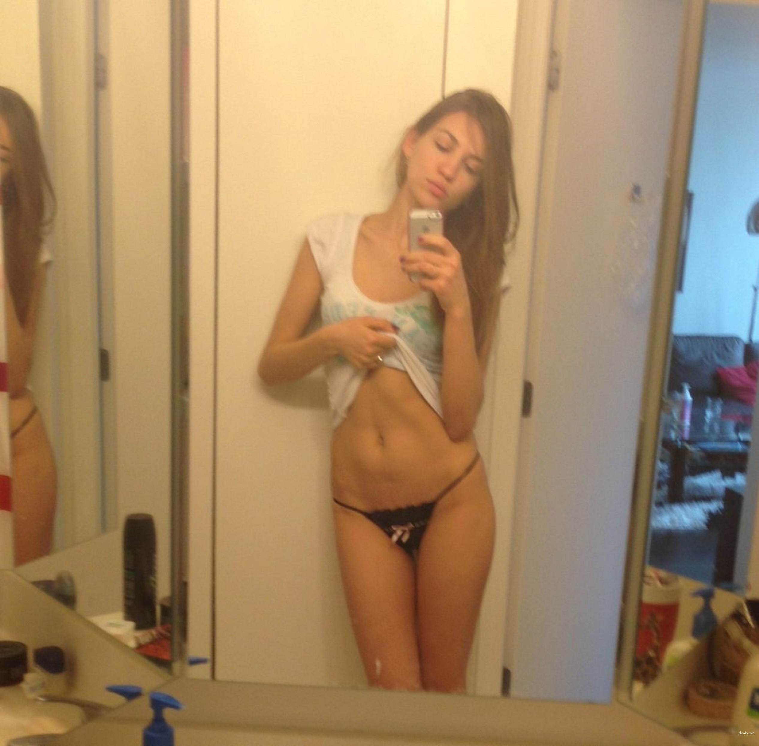 Seductive Skinny Girl Poses at Home Part 2: Explicit Amateur Photos