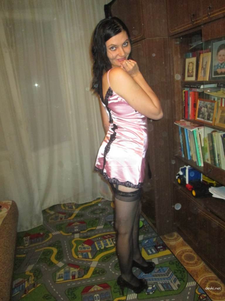 Private Nude Brunette in Stockings Amateur Photo: Explicit and Bold Shot