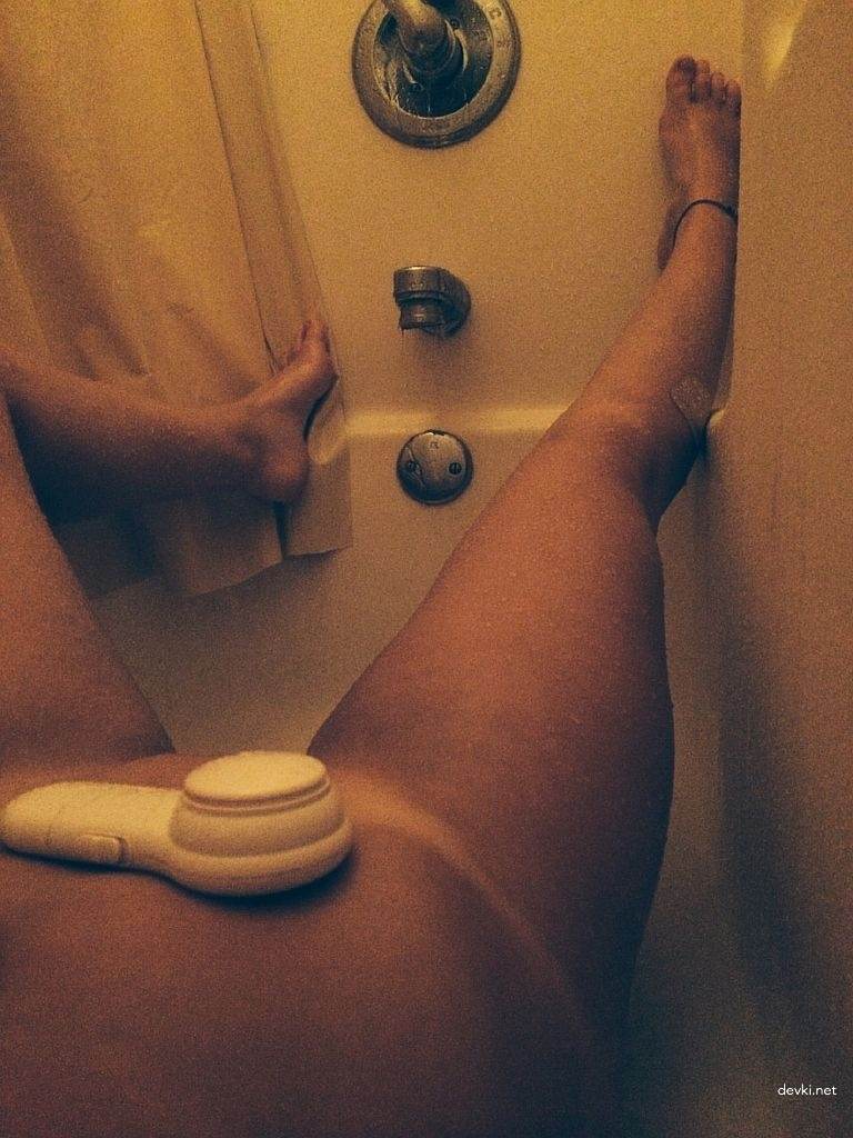 Hot Summer Wife Amateur Photo Collection: Explicit and Unfiltered