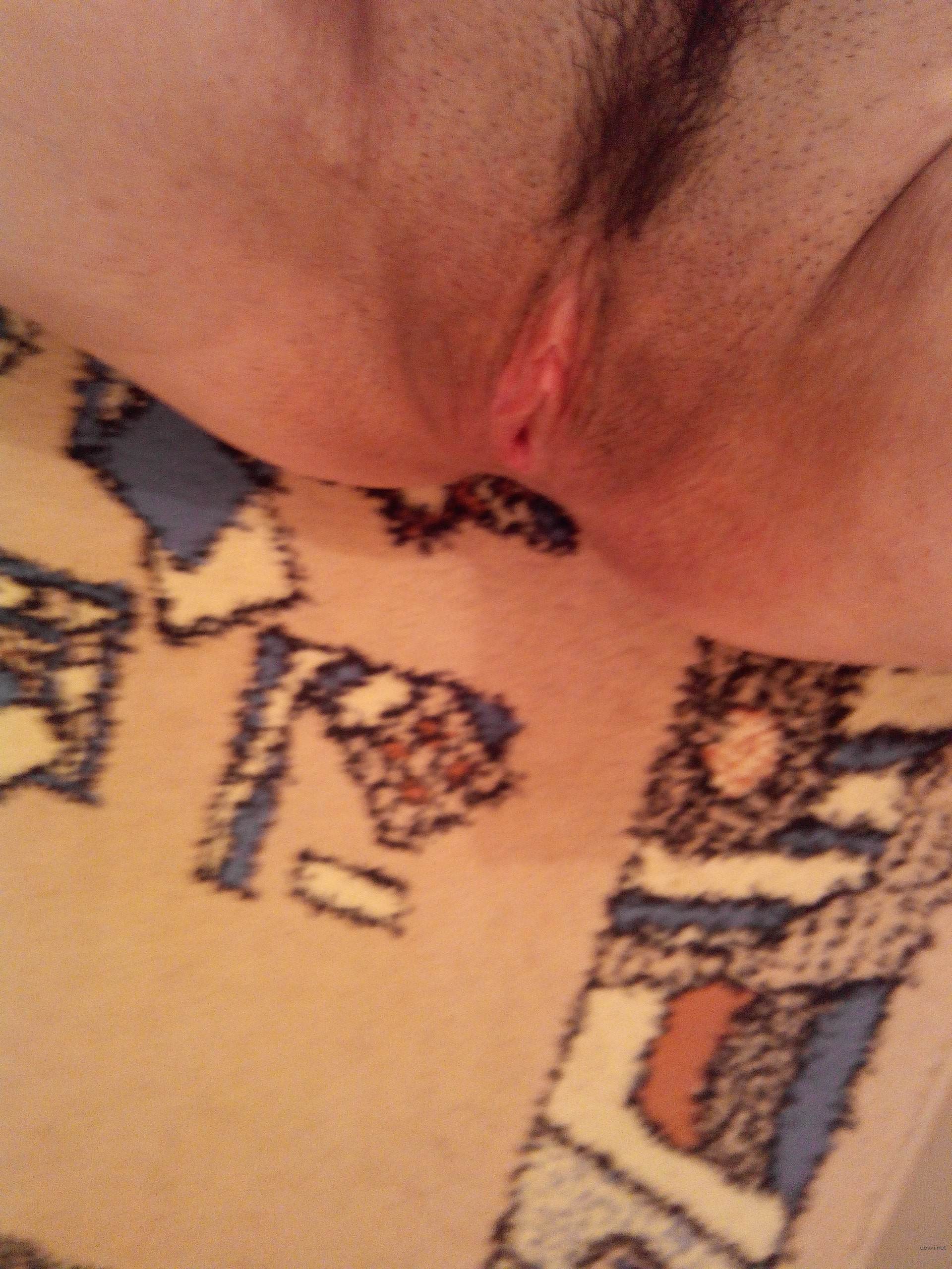 Brunette Takes Explicit Selfies in Mirror - Amateur Porn Photos