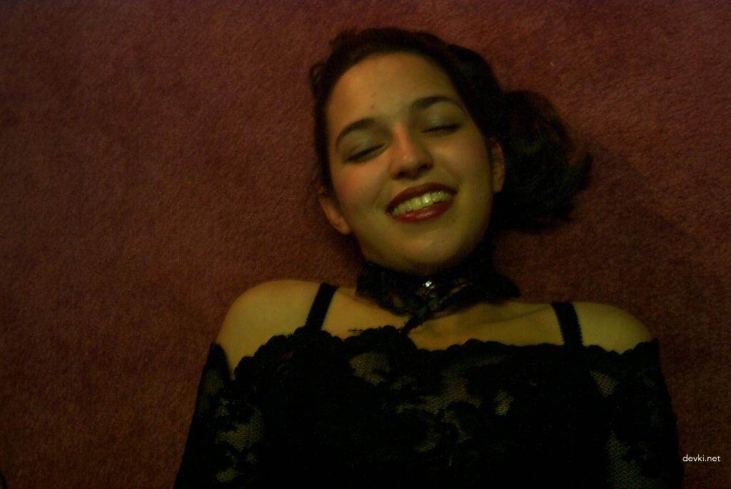 Brunette's Hardcore Sex Archive: Explicit XXX Photos
