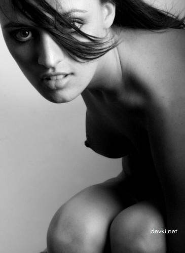 Hot Girl Porn Pics: Explicit and XXX Images of Sexy Women