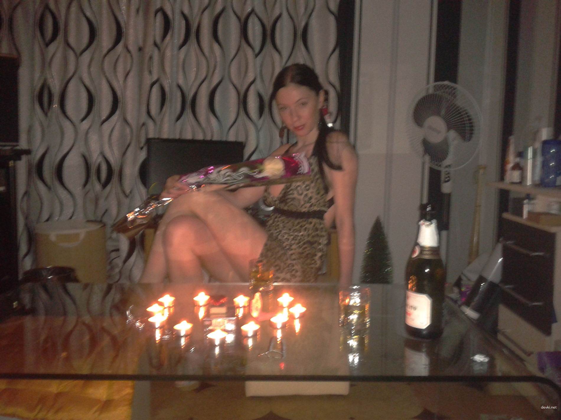 Topless Brunette Poses Sexily in Amateur Photo Shoot