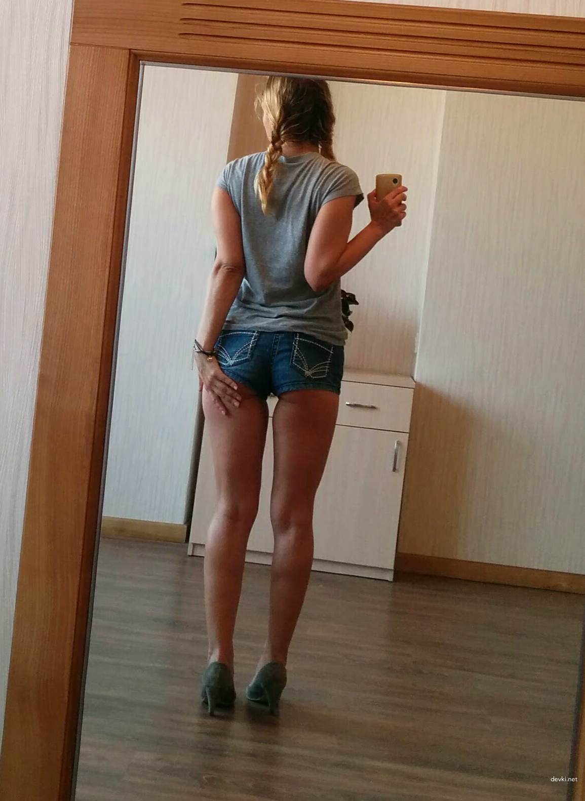 Sensual Amateur Photo in Shorts: Explicit Erotica Shot