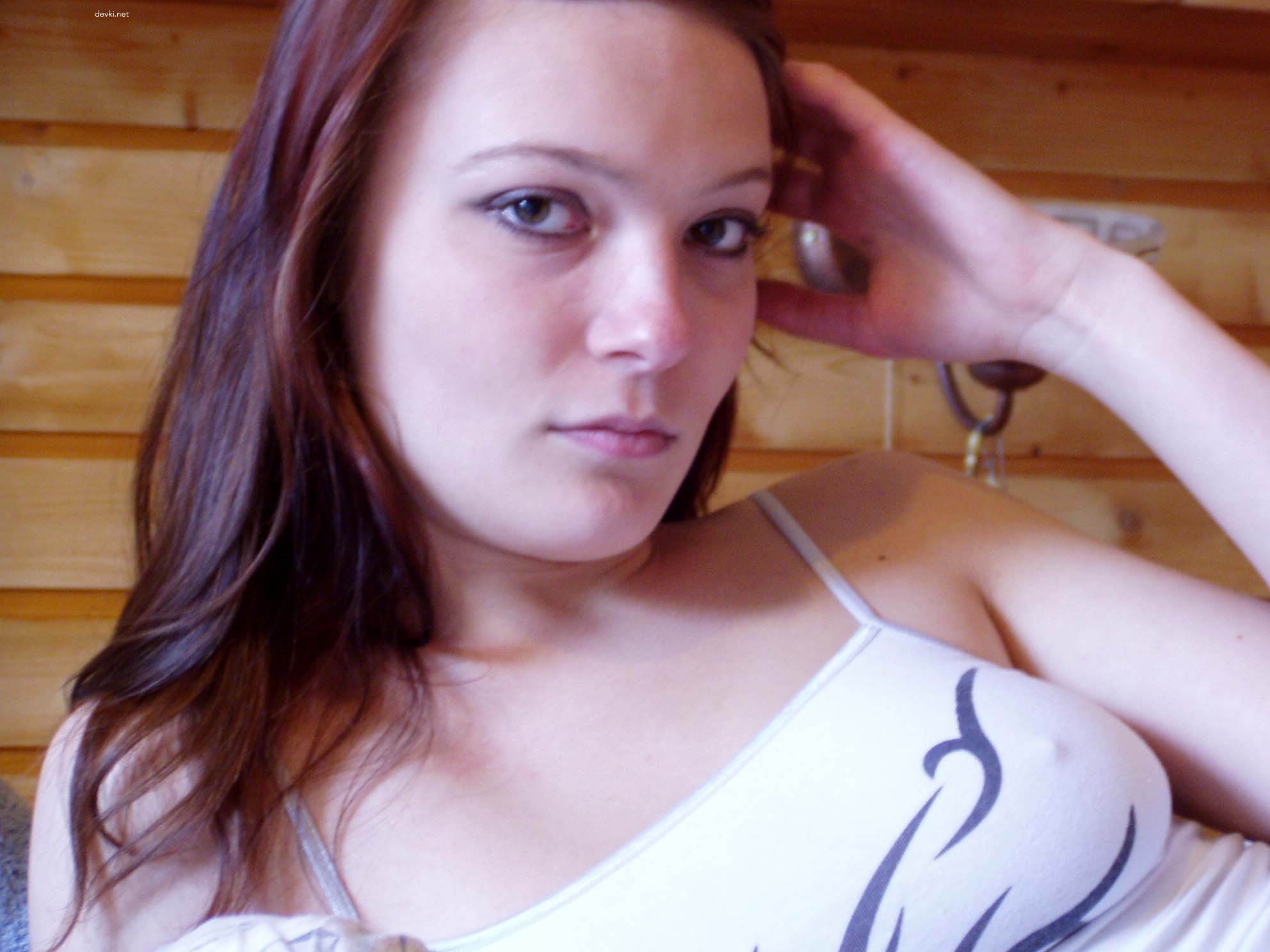 Redhead Babe's Private Sex Photos: Explicit XXX Pics