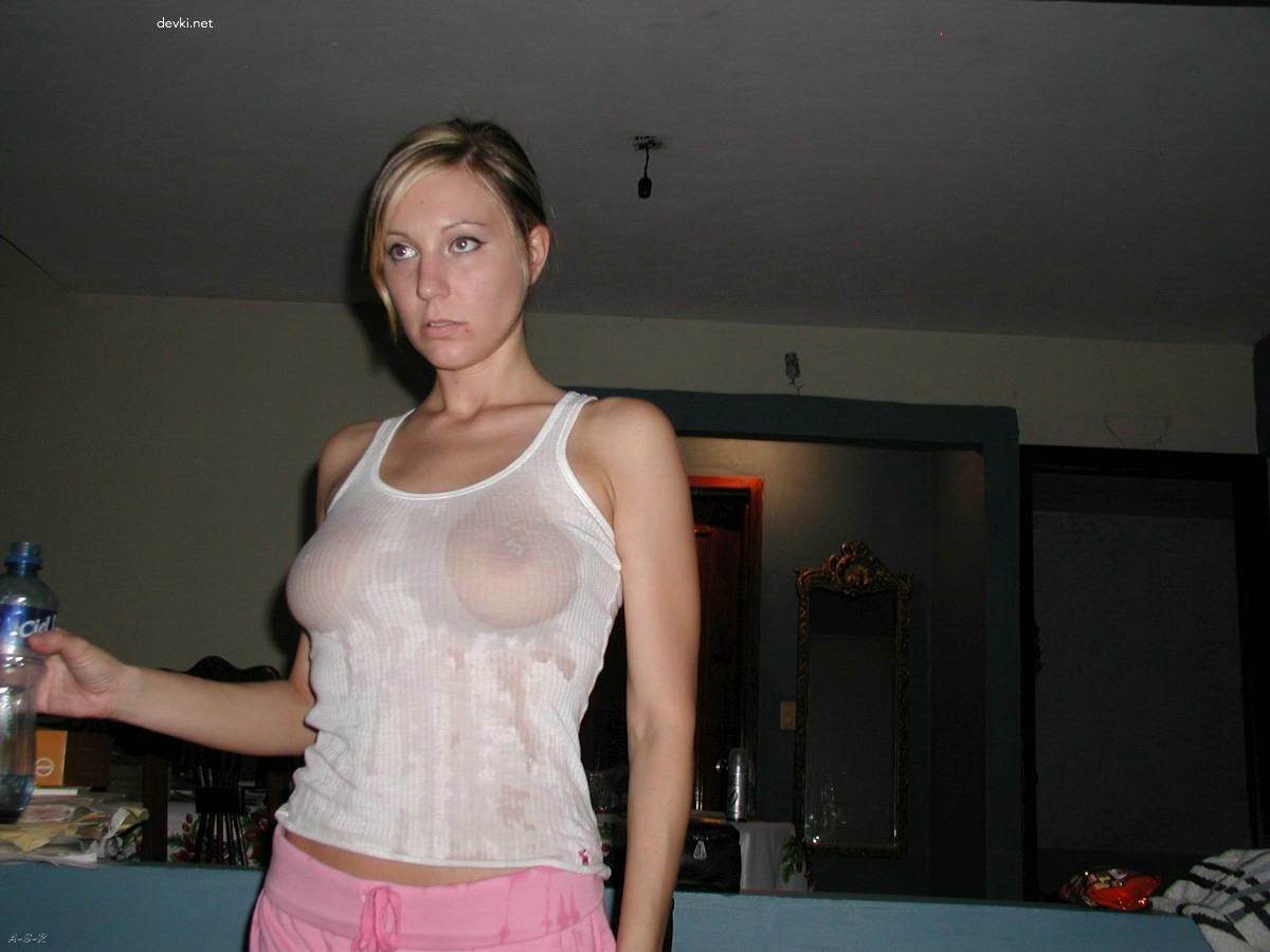 Private Intimate Photos of Girl - Explicit Amateur Porn Pics