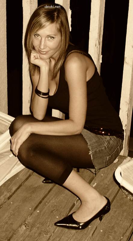 Private Intimate Photos of Girl - Explicit Amateur Porn Pics
