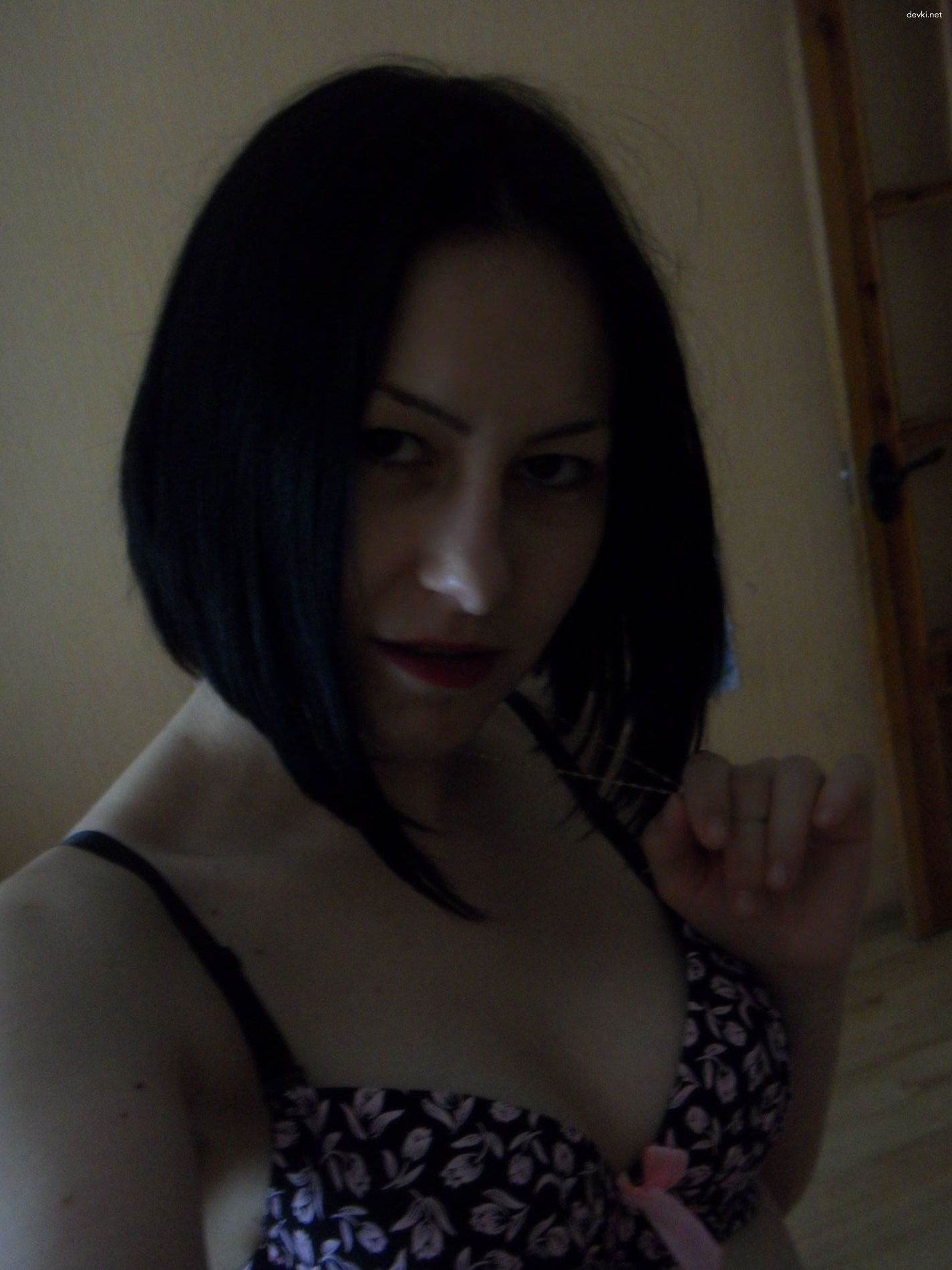 Sent My Nudes to Lover: Explicit Amateur Photos for Steamy Pleasure