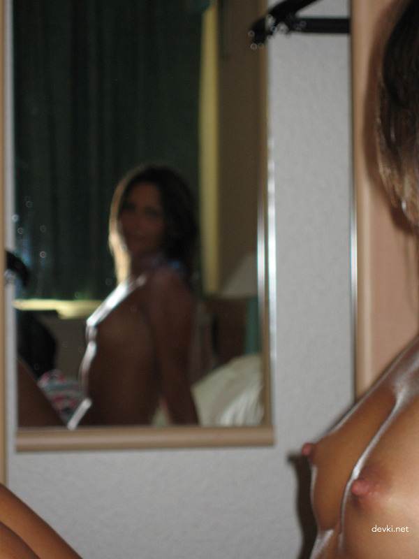 Hot Tanned Milf Gets Down and Dirty in Hardcore Sex Session