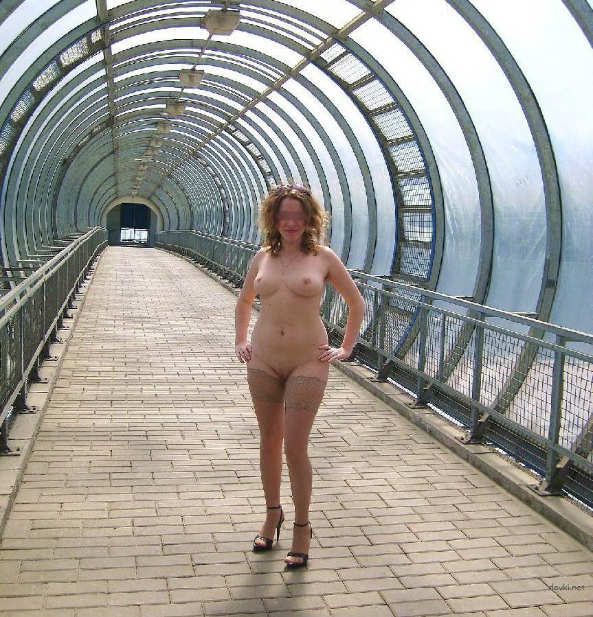 Constantly Aroused Without Panties: Amateur Photo Sparks Erotic Excitement
