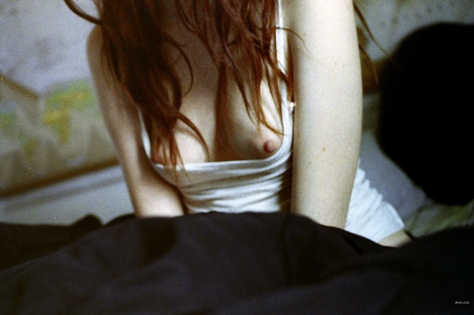 Sexy Amateur Photos of Hot Girlfriend: Explicit and Bold!