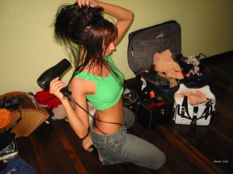 Private Photos of Tanned Girl: Explicit Amateur Pics for Adults