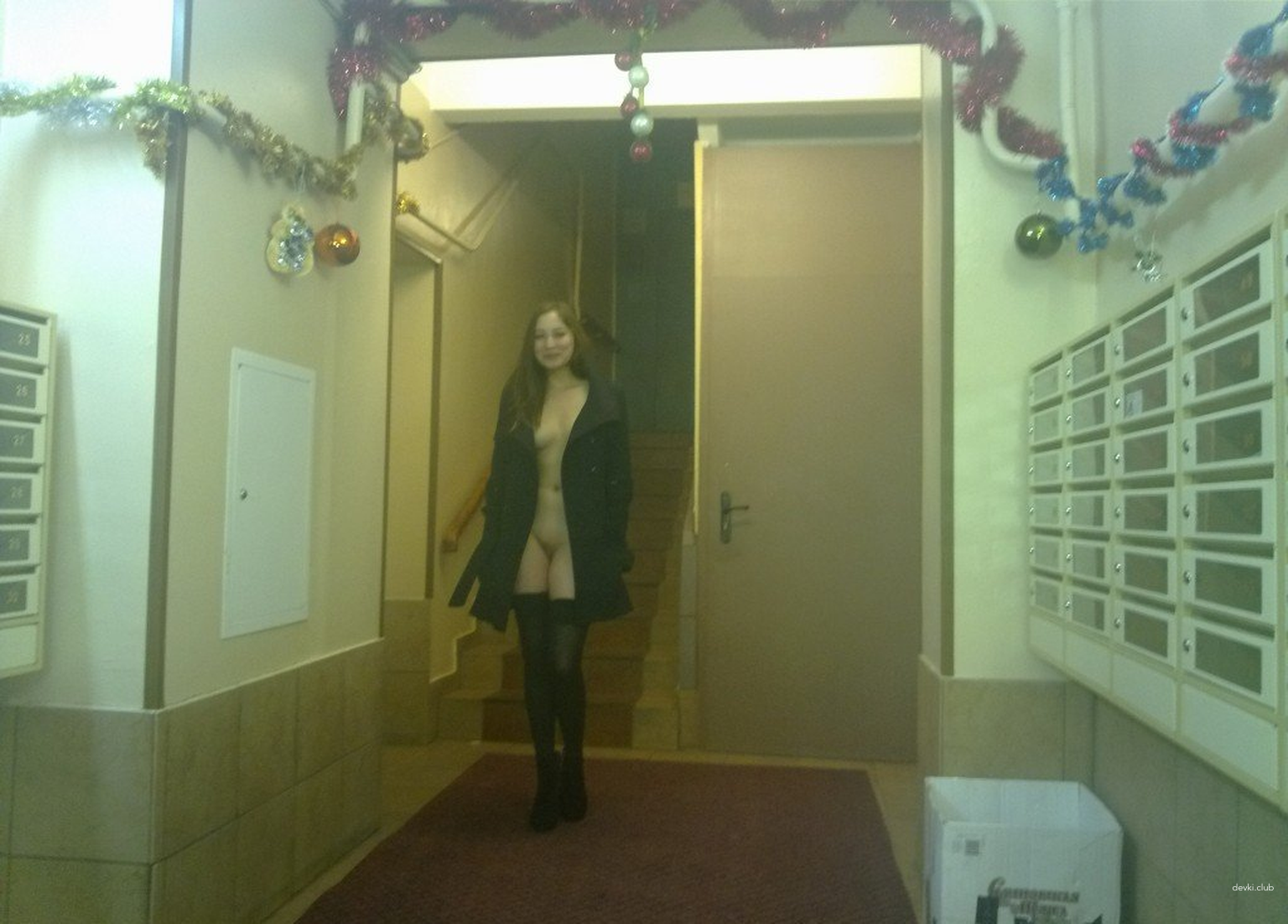 Seductive Brunette's Sexy Amateur Photos: Hot and Explicit Shots