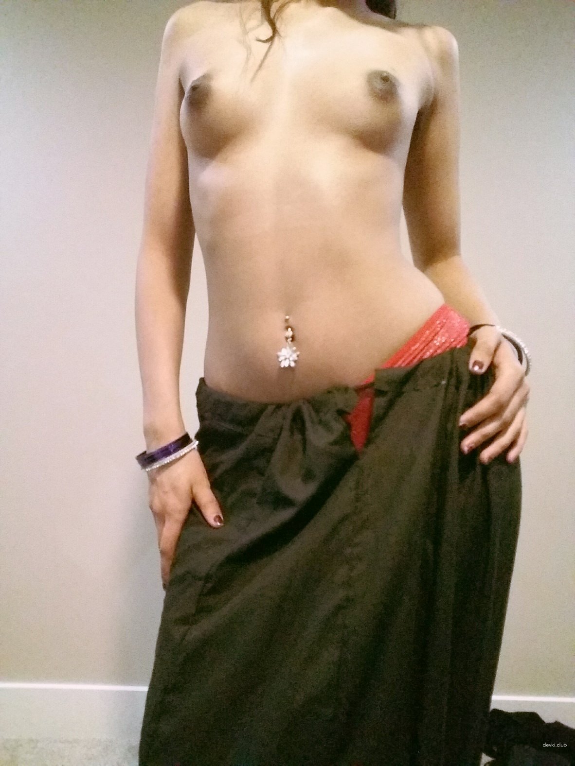 Sexy Asian with Butt Plug: Amateur Anal Play Photo