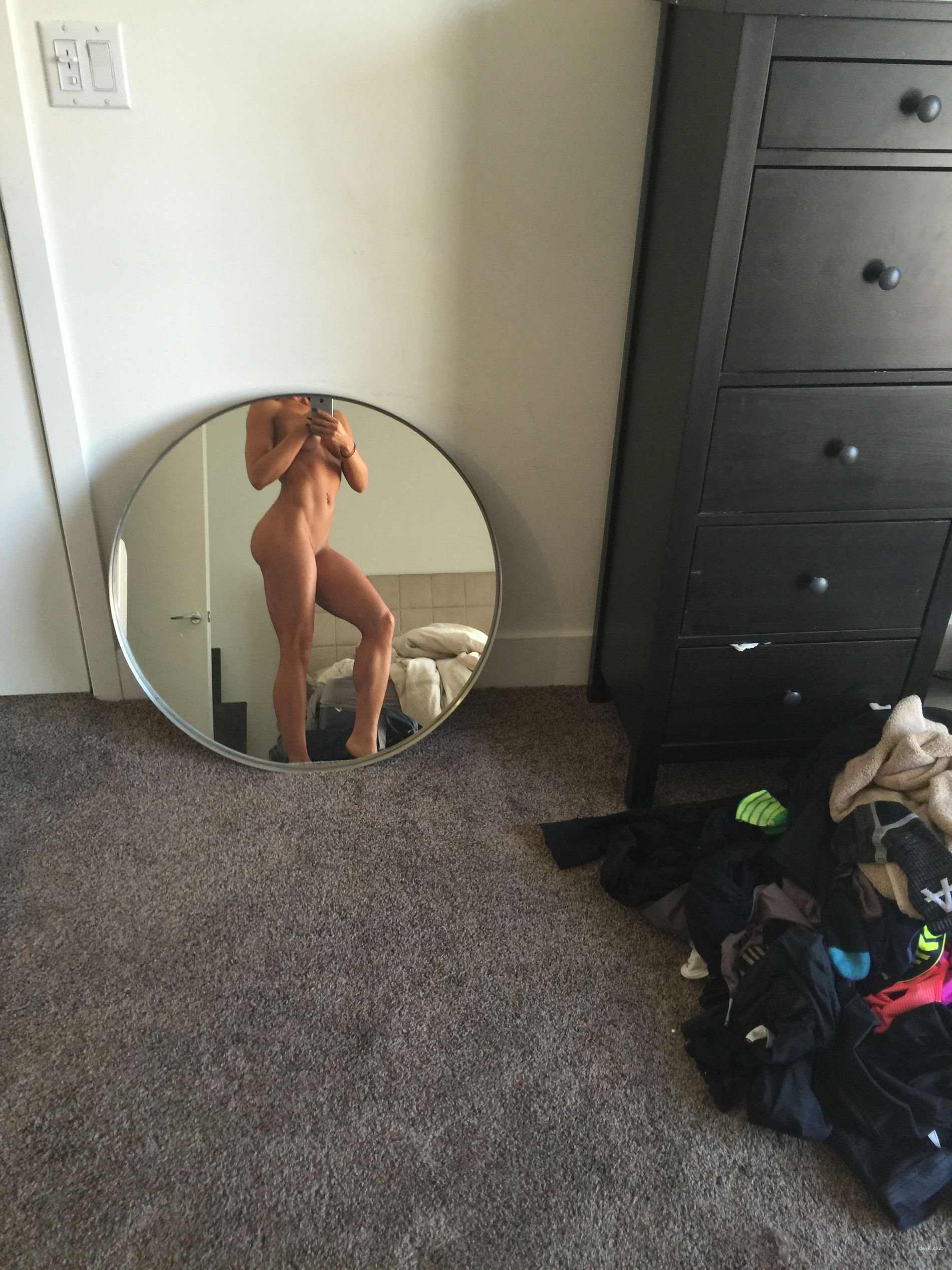 Explicit Erotic Selfie for Beloved: Sensual Amateur Photo