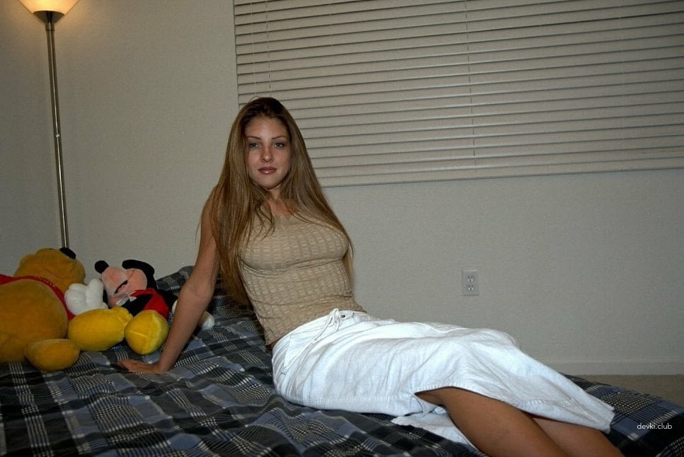 Big Naked Tits: Amateur Photo Collection