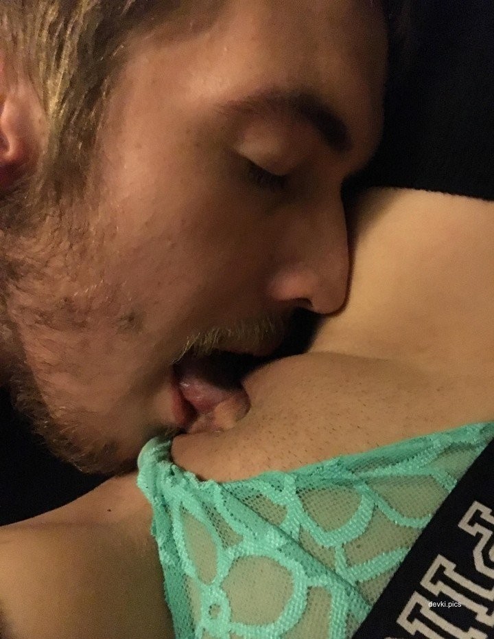 Hot Young Couple's Homemade Fuck Session