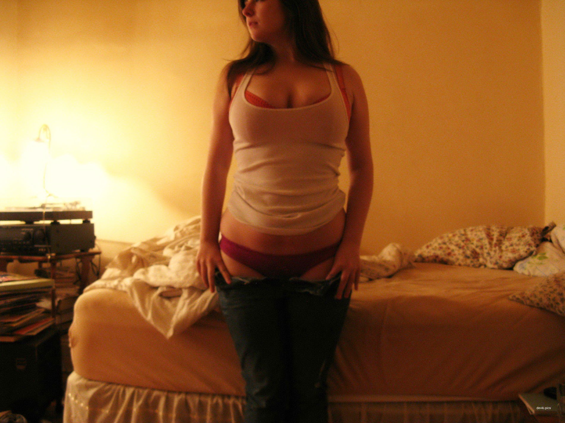 Stunning Girl's Amazing Figure - Explicit Amateur Photo
