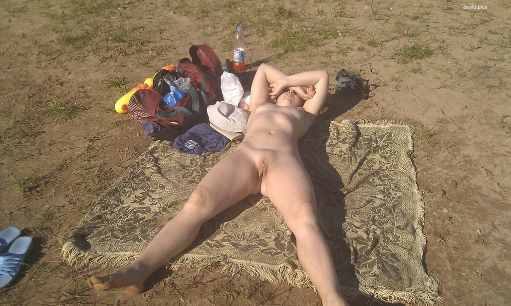 Wild Outdoor Amateur Sexwife Photo Shoot