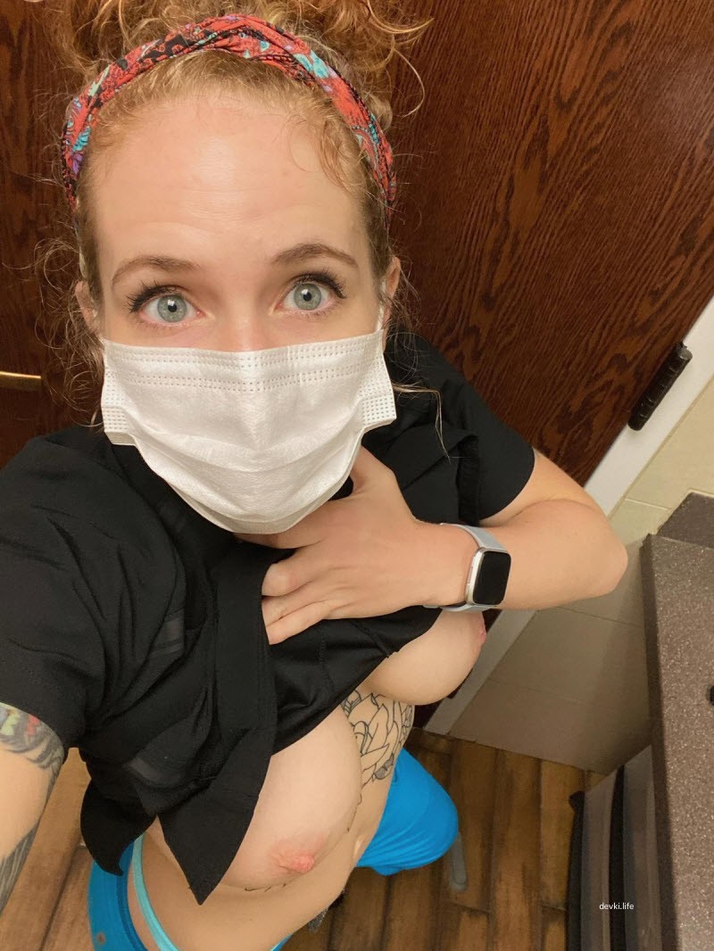 Private Nude Nurse Photos: Explicit Amateur Pics of Naked Nurses